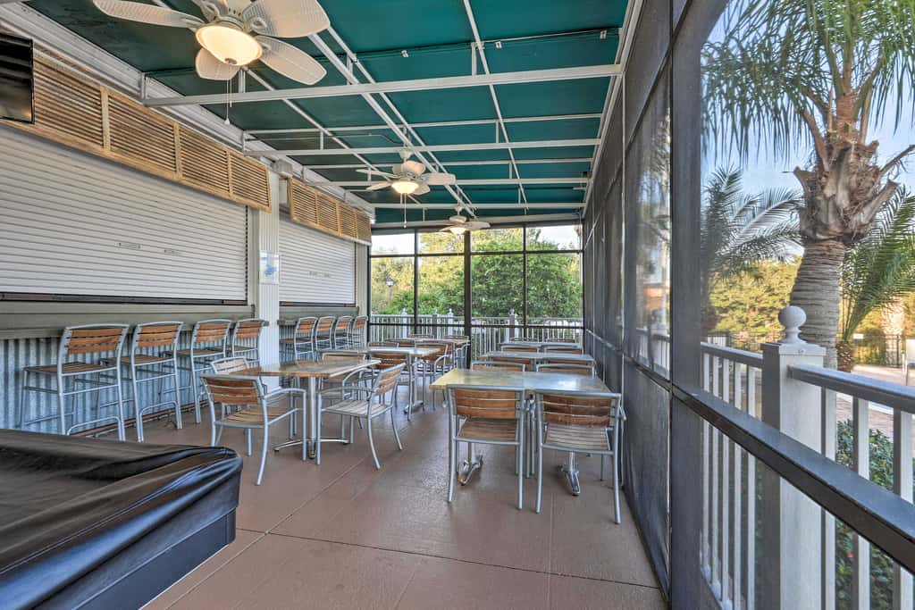 Bahama Bay Condo w/ Patios < 10 Mi to Disney!