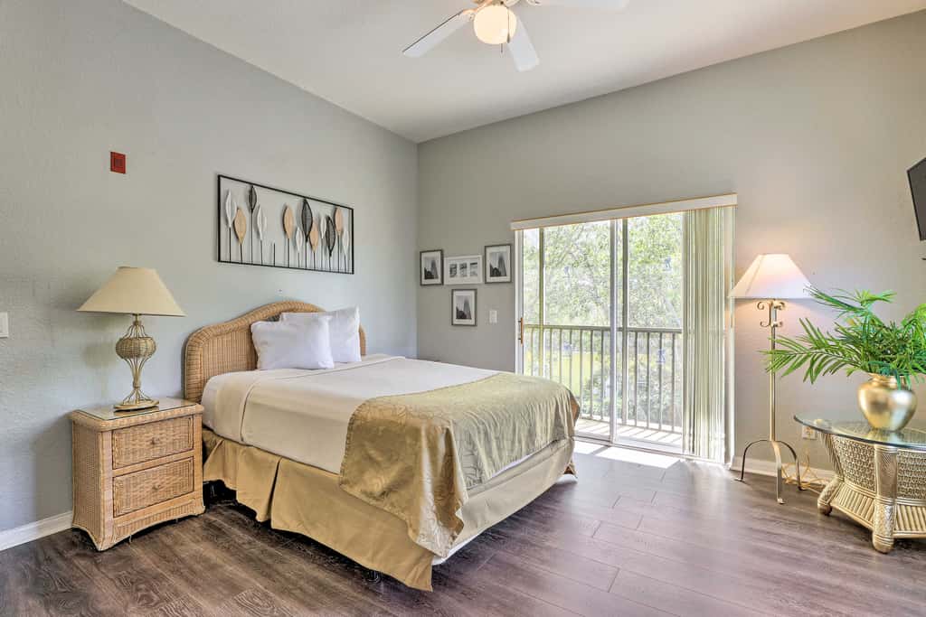 Bahama Bay Condo w/ Patios < 10 Mi to Disney!