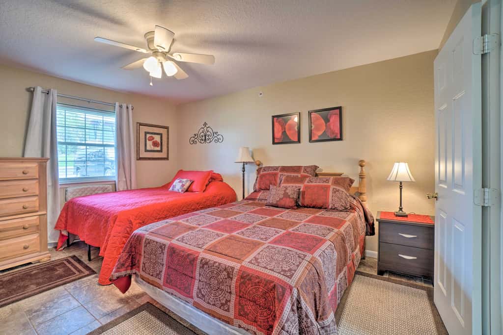 5 Mi to Holiday Shows! Resort Condo in Branson