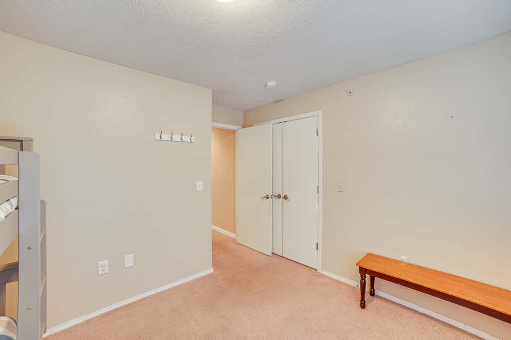 5 Mi to Silver Dollar City: Condo w/ Pool Access