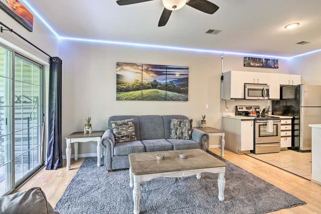 6 Mi to Branson Strip! Dog-Friendly Golf Condo
