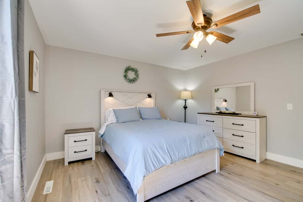 Kimberling City Getaway: Fish & Boat Nearby!