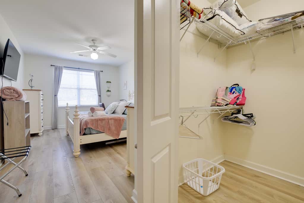 Calabash Condo w/ Patio + Golf Course Views!