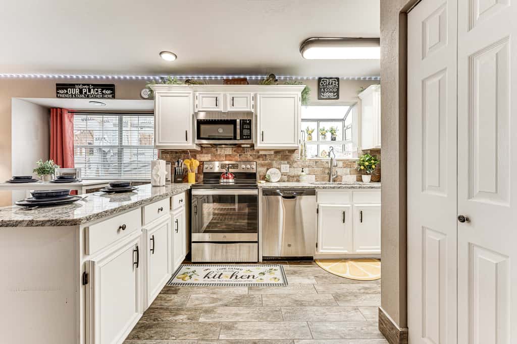 1 Mi to Silver Dollar City! Lake-View Family Haven