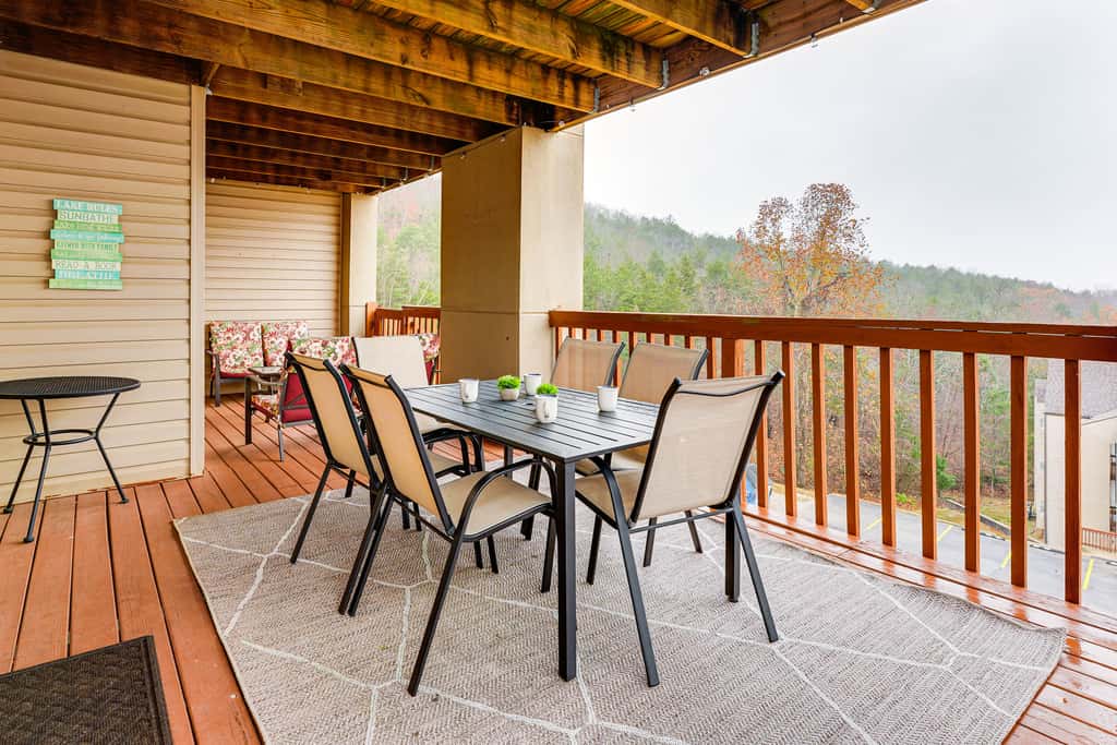 1 Mi to Silver Dollar City! Lake-View Family Haven