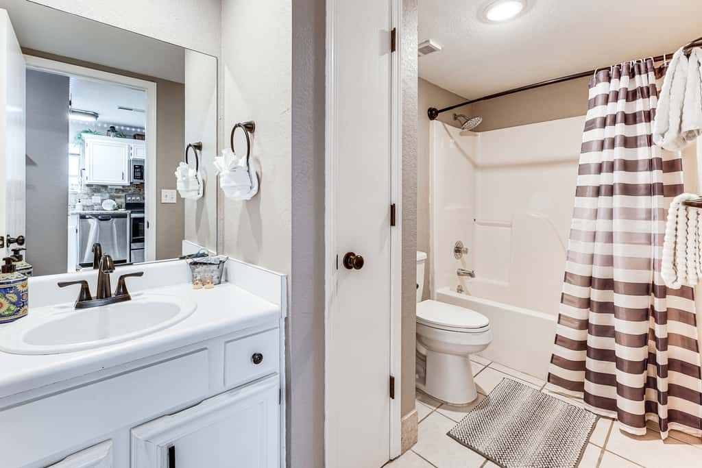 1 Mi to Silver Dollar City! Lake-View Family Haven