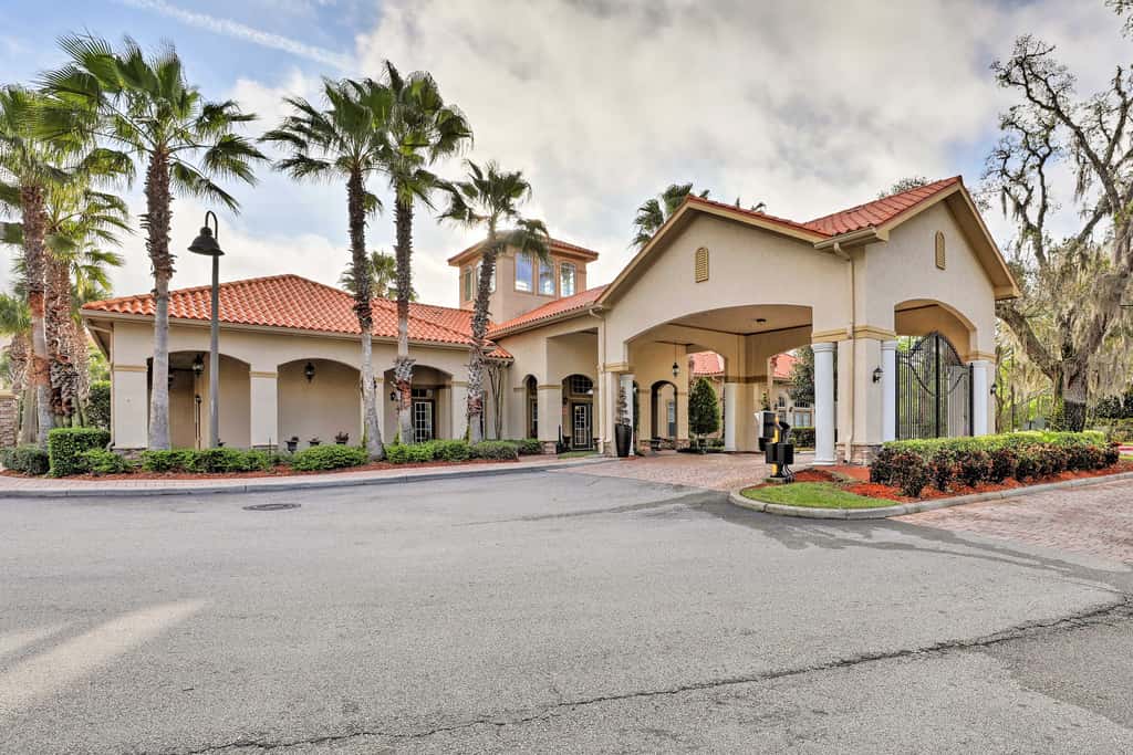 10 Mi to Disney! Family-Friendly Resort Getaway