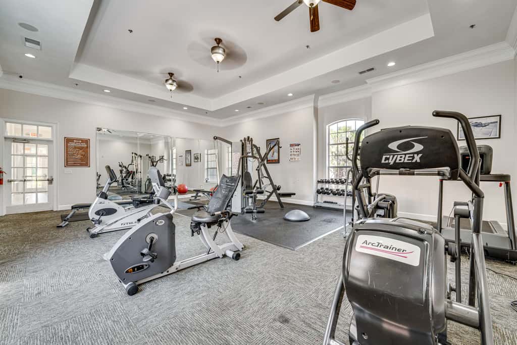 10 Mi to Disney! Family-Friendly Resort Getaway