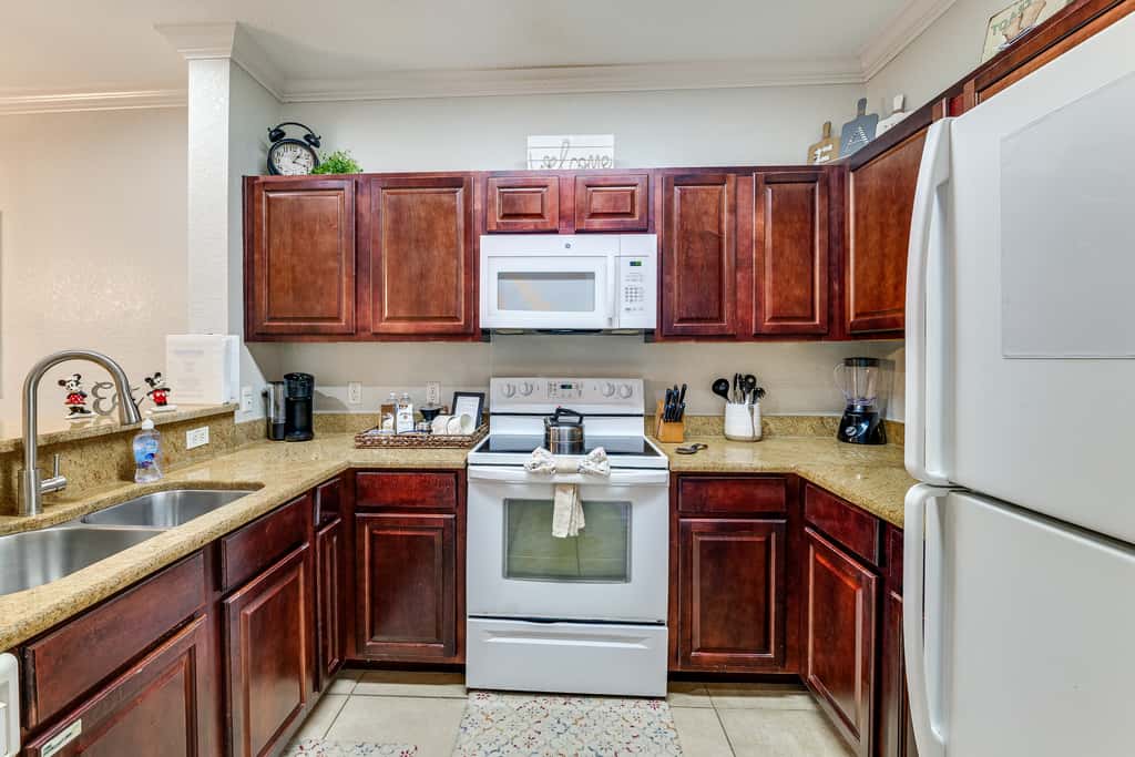 10 Mi to Disney! Family-Friendly Resort Getaway