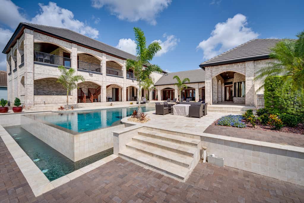 Groveland Home w/ Pool: Luxurious Lakefront Oasis!