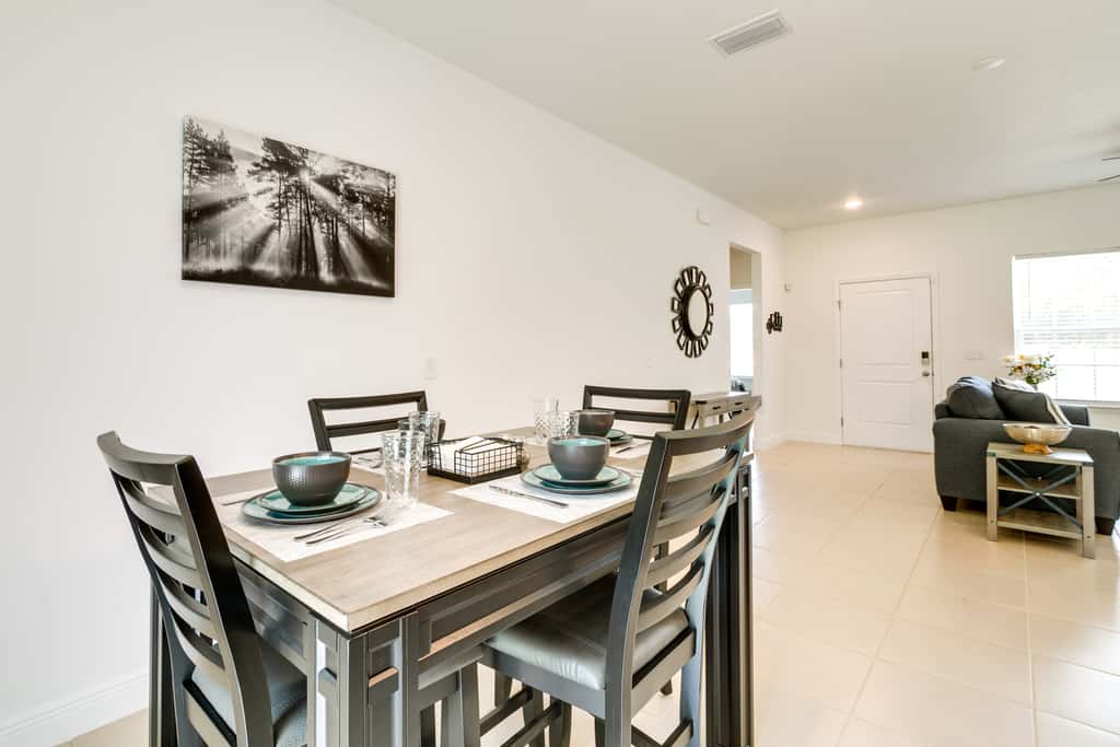 Bright, Pet-Friendly Home: 16 Mi to Downtown Ocala
