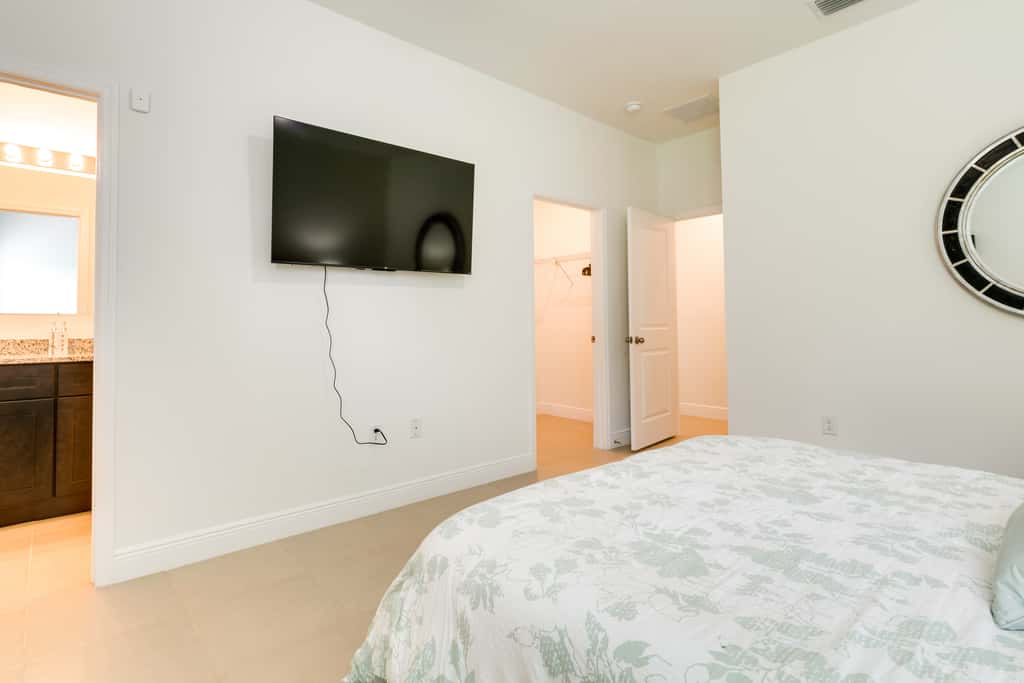 Bright, Pet-Friendly Home: 16 Mi to Downtown Ocala