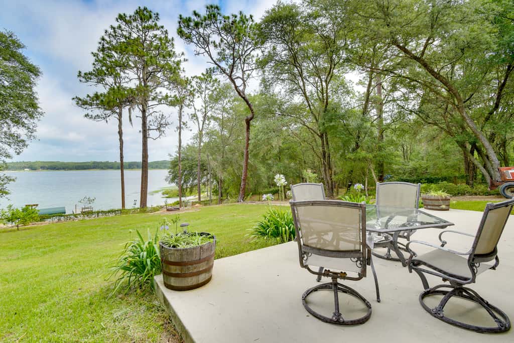 Hawthorne Vacation Rental w/ Access to Cue Lake