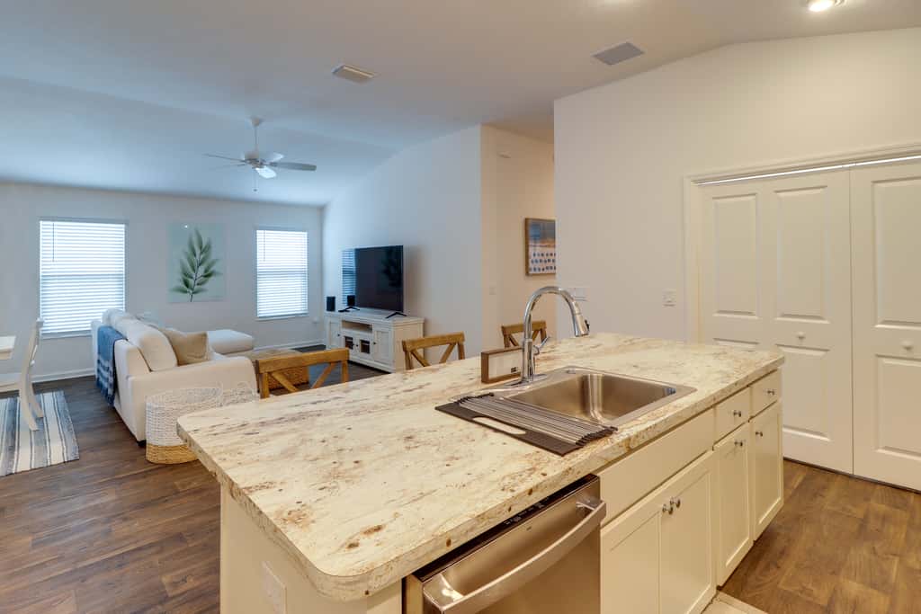 Golfer's Paradise: Pet-Friendly Home in Wildwood