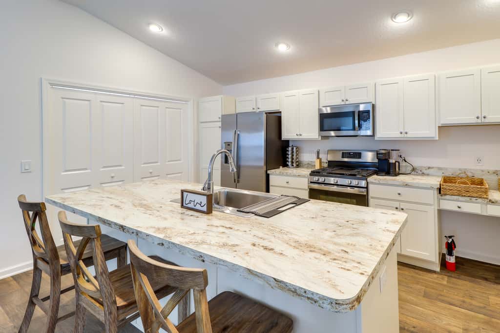 Golfer's Paradise: Pet-Friendly Home in Wildwood