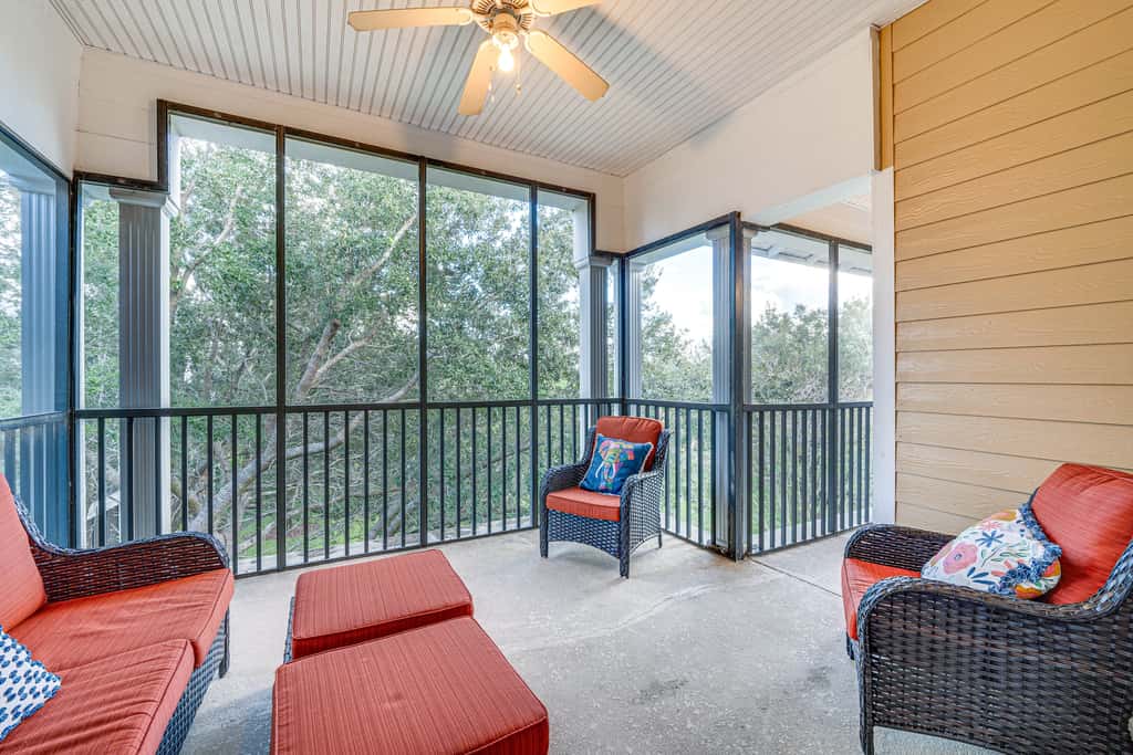 Bahama Bay Condo: 7 Mi to Disney!