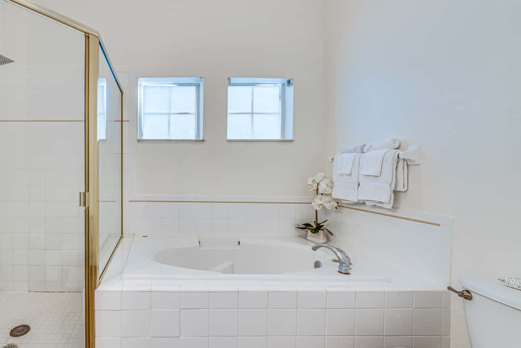 Bahama Bay Condo: 7 Mi to Disney!