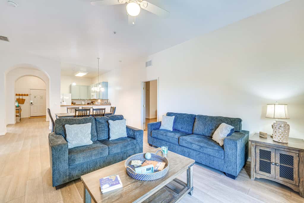 Bahama Bay Condo: 7 Mi to Disney!