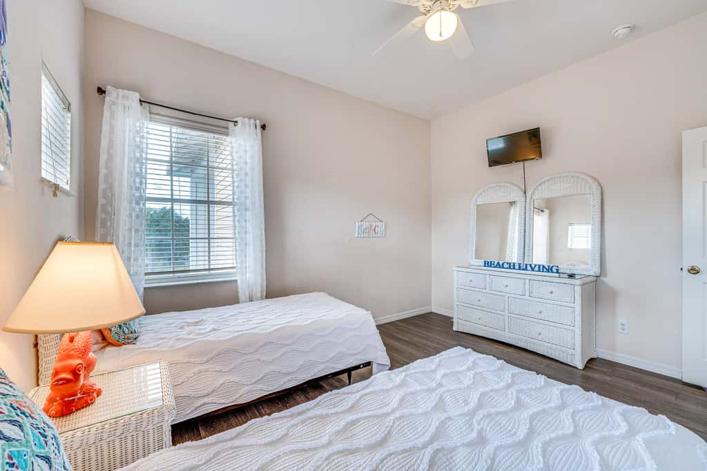 Bahama Bay Condo: 7 Mi to Disney!