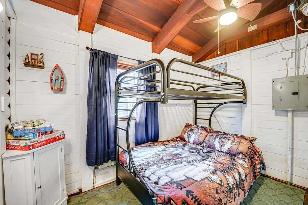 Inviting Cabin ~ 10 Mi to Silver Dollar City
