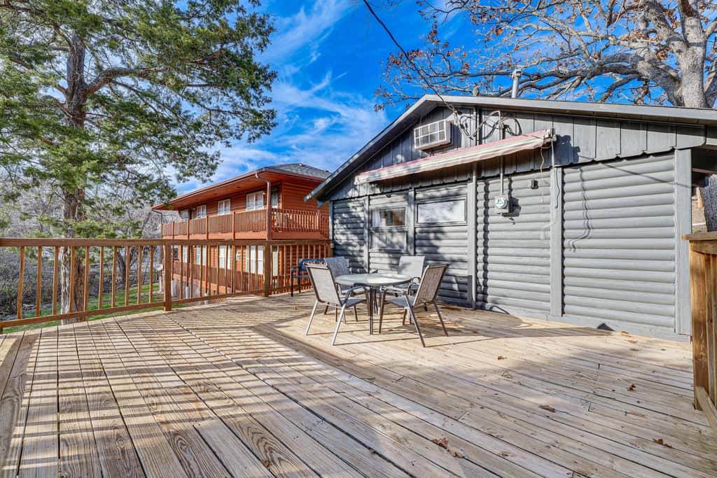 Inviting Cabin ~ 10 Mi to Silver Dollar City