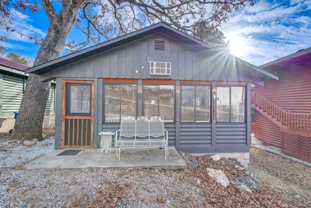 Inviting Cabin ~ 10 Mi to Silver Dollar City