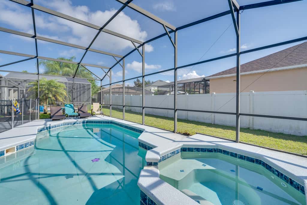 22 Mi to Disney: Kissimmee Home w/ Pool & Hot Tub
