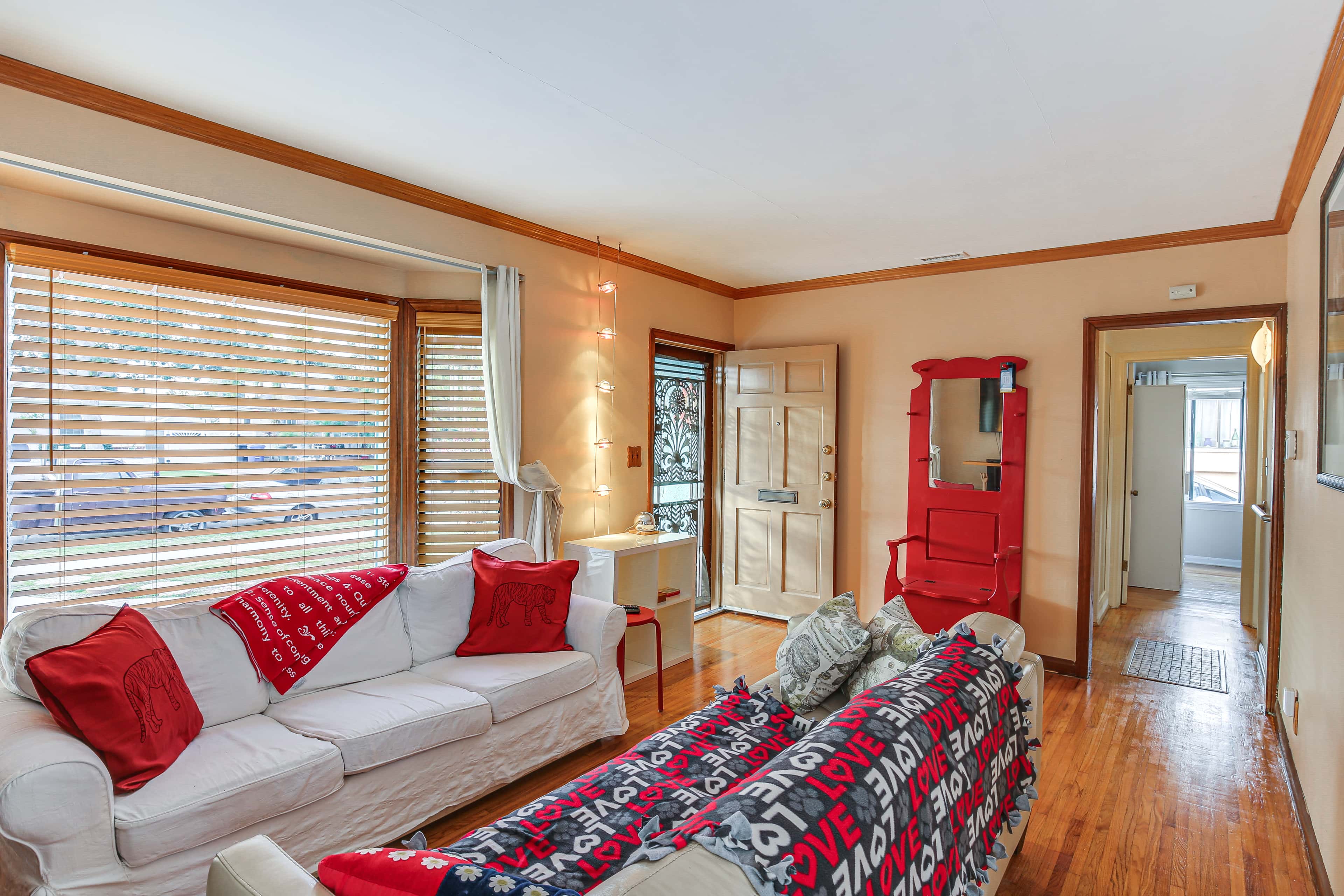 Gardena Vacation Rental: 5 Mi to Manhattan Beach!