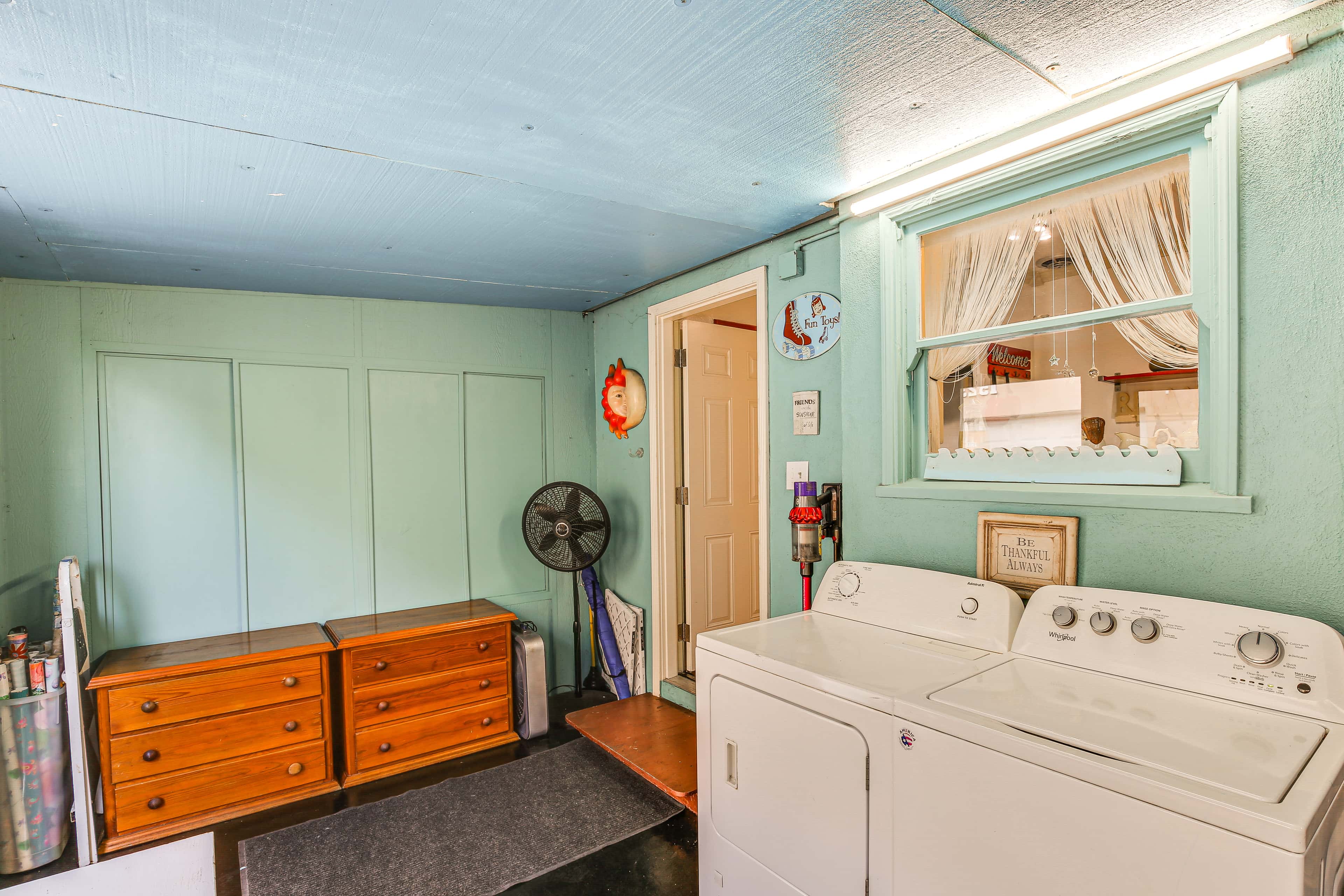 Gardena Vacation Rental: 5 Mi to Manhattan Beach!