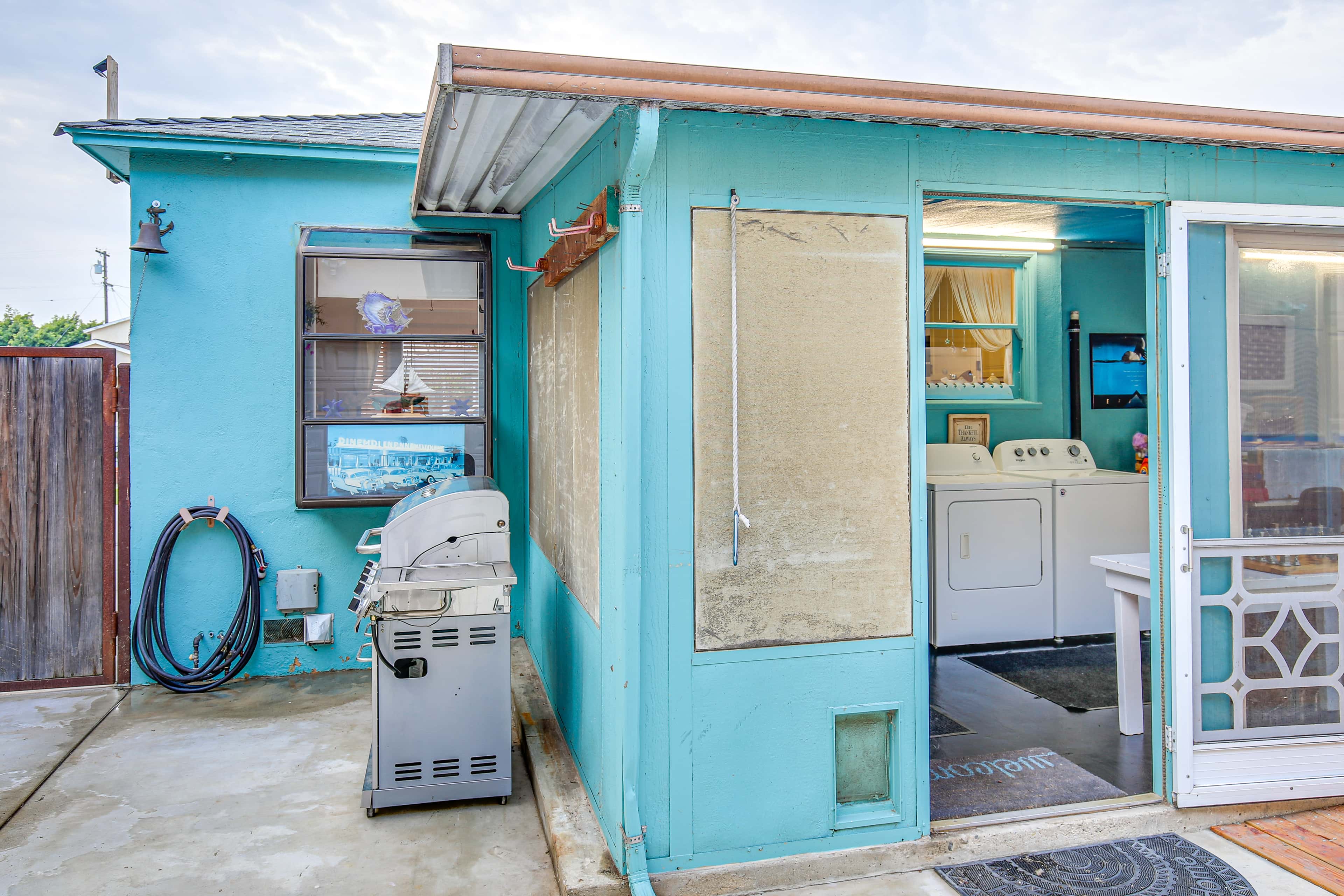Gardena Vacation Rental: 5 Mi to Manhattan Beach!
