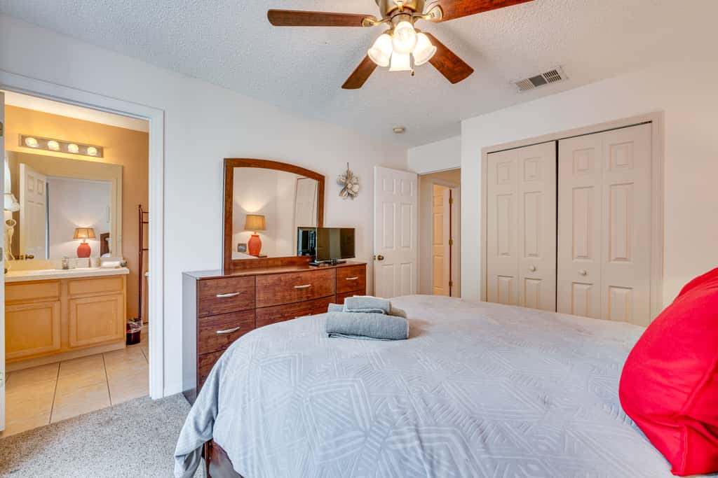 4 Mi to Disney: Emerald Island Resort Home!