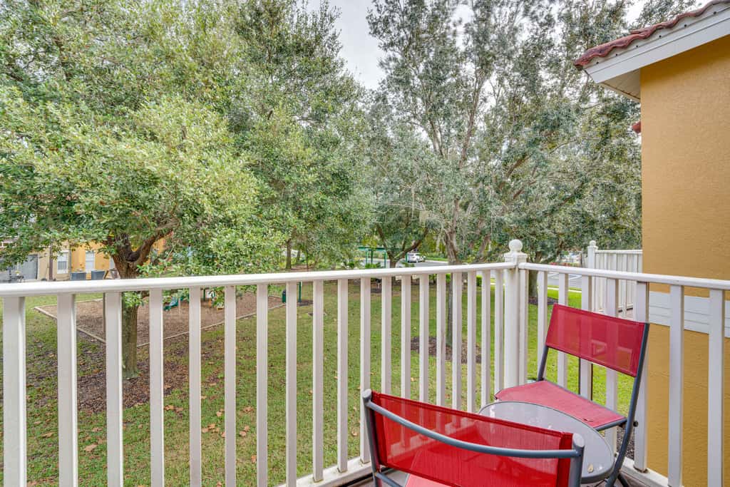 4 Mi to Disney: Emerald Island Resort Home!