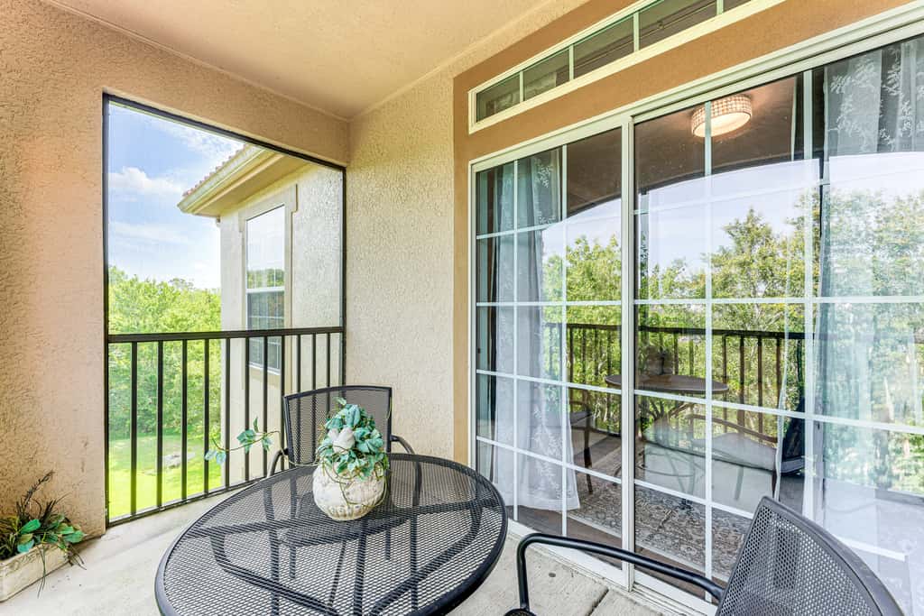 8 Mi to Disney Parks: Family Davenport Condo