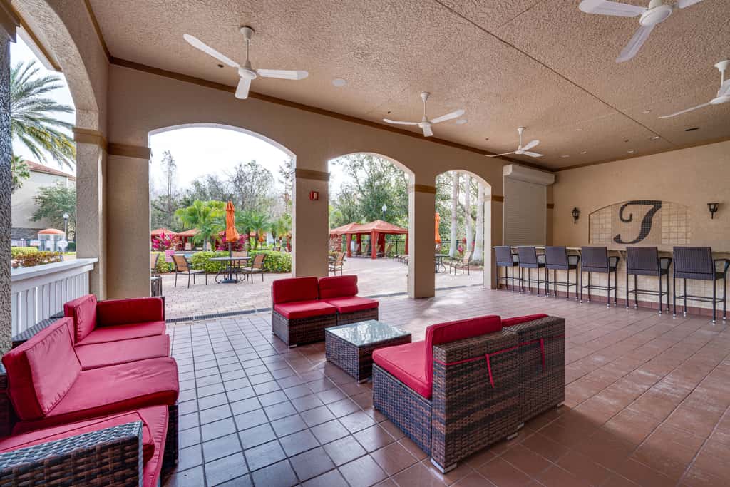 8 Mi to Disney Parks: Family Davenport Condo