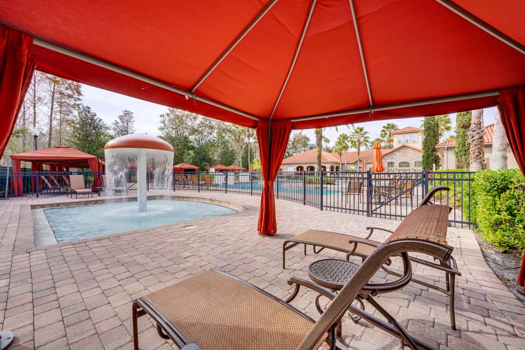 8 Mi to Disney Parks: Family Davenport Condo
