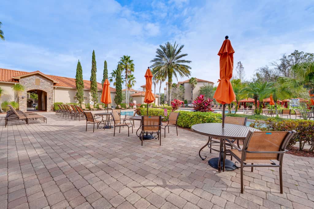 8 Mi to Disney Parks: Family Davenport Condo