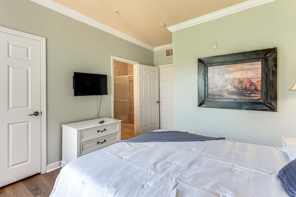 8 Mi to Disney Parks: Family Davenport Condo