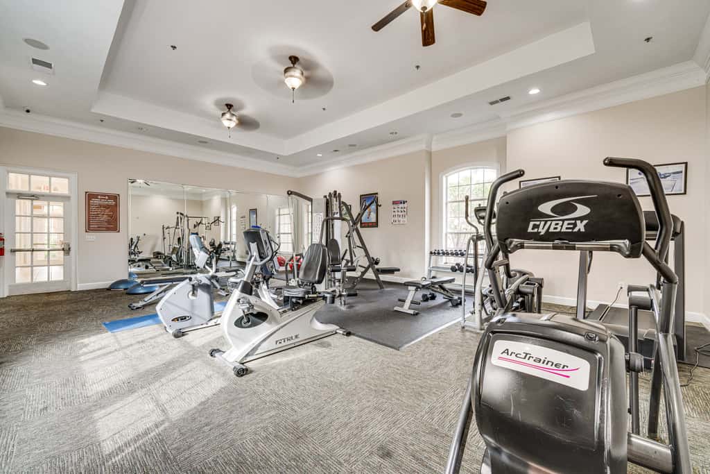 8 Mi to Disney Parks: Family Davenport Condo