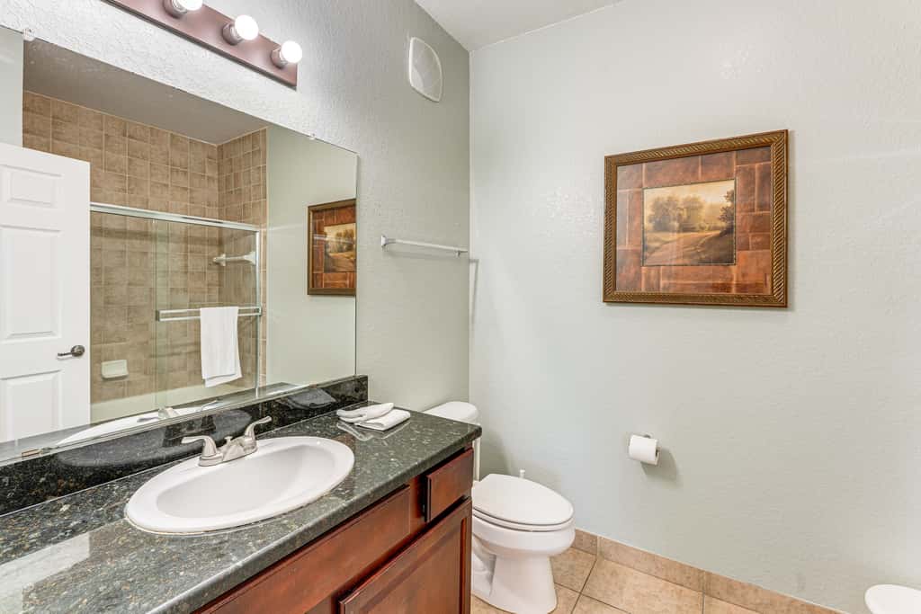 8 Mi to Disney Parks: Family Davenport Condo