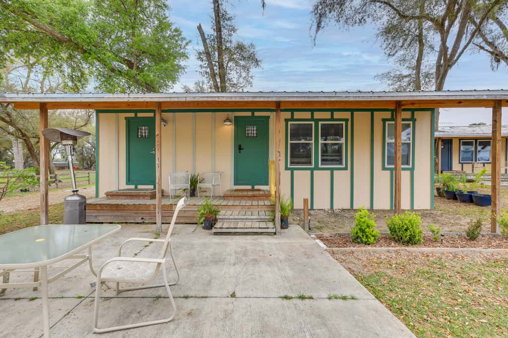 Horse Farm Cottage Near WEC + Rainbow Springs