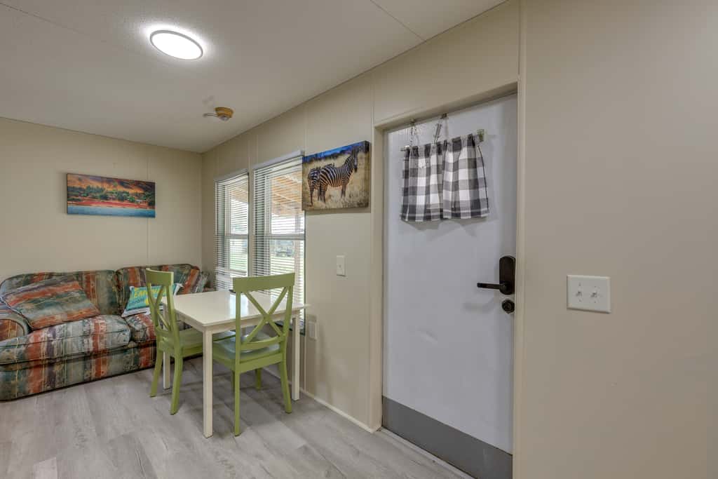 Horse Farm Cottage Near WEC + Rainbow Springs