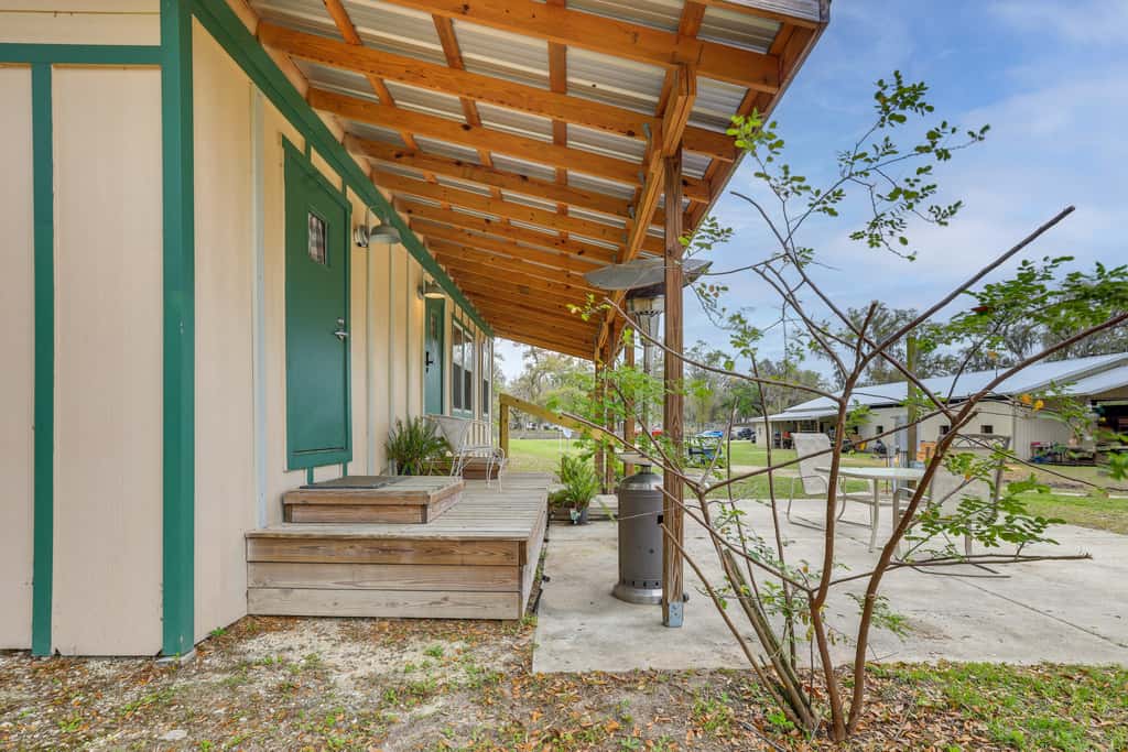 Horse Farm Cottage Near WEC + Rainbow Springs