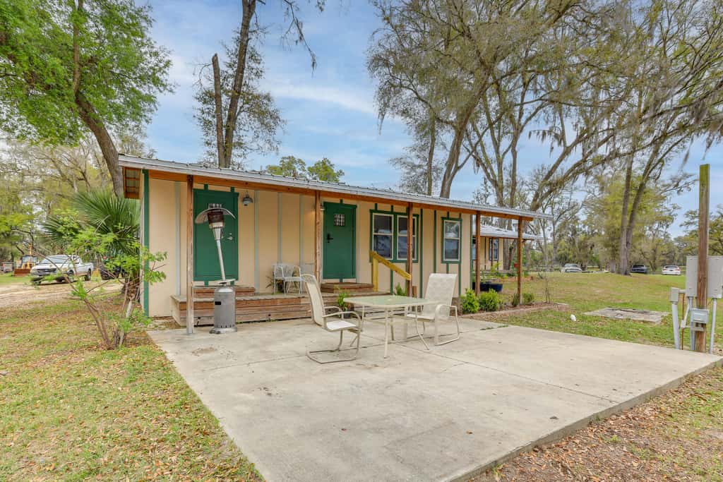 Horse Farm Cottage Near WEC + Rainbow Springs