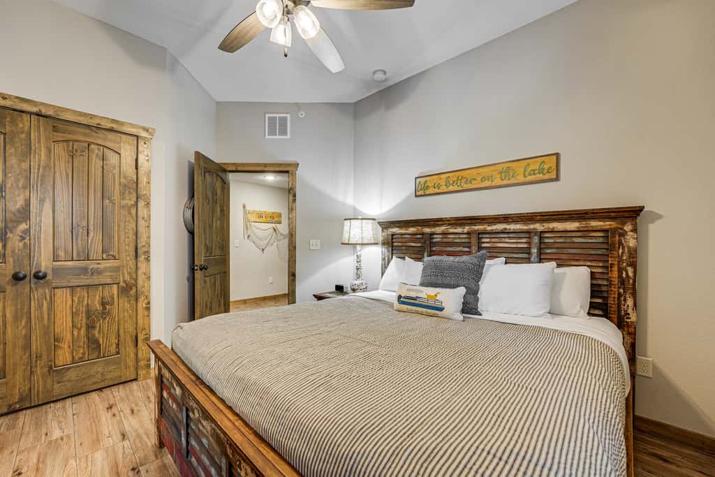 Branson Gem w/ Hot Tub Access & Private Boat Slip!