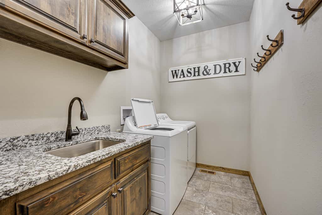 Branson Gem w/ Hot Tub Access & Private Boat Slip!