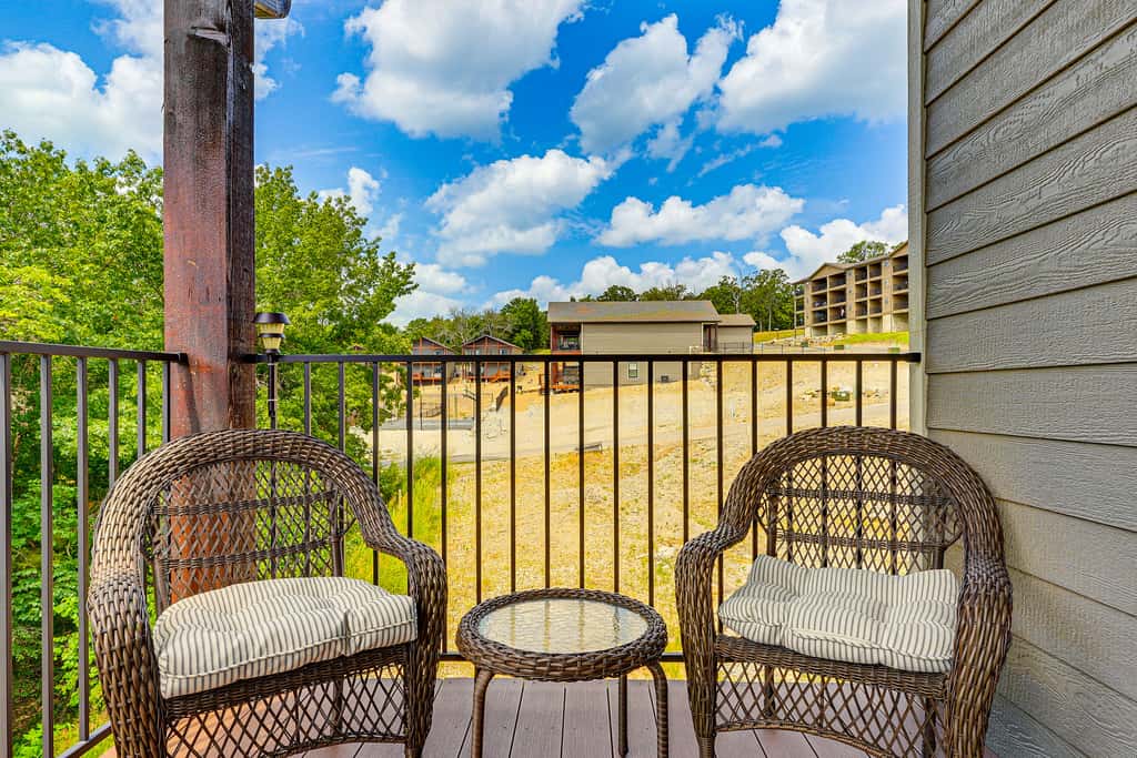 Branson Gem w/ Hot Tub Access & Private Boat Slip!