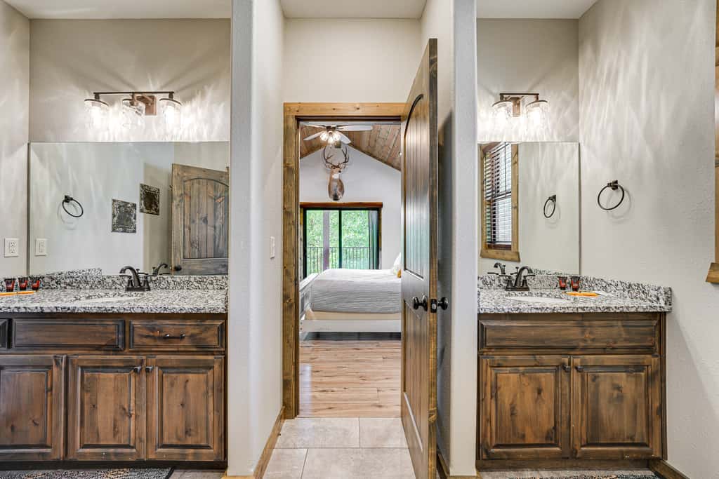 Branson Gem w/ Hot Tub Access & Private Boat Slip!