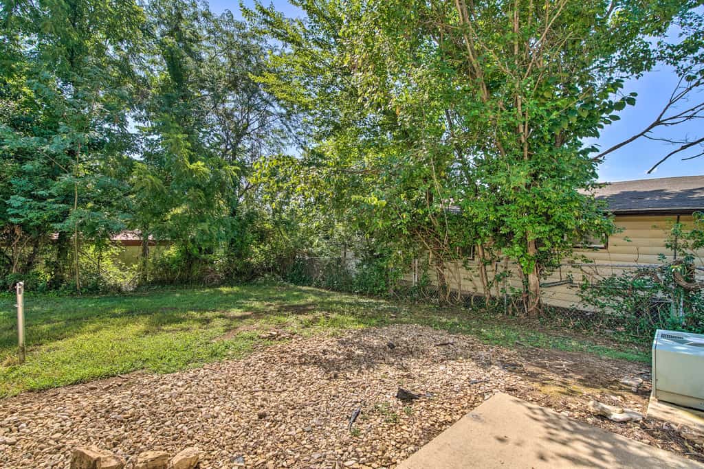 Airy Townhome: Close to Kayaking & Boating!