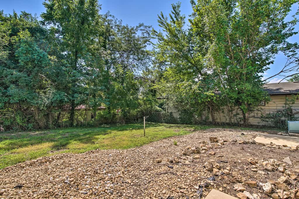 Airy Townhome: Close to Kayaking & Boating!