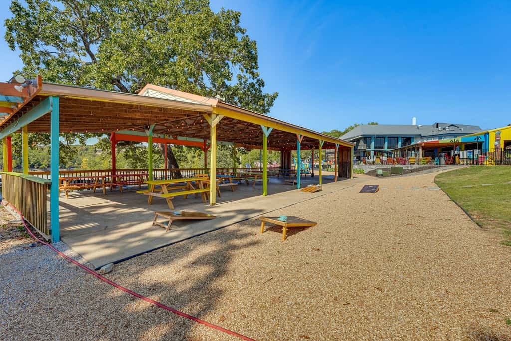2 Mi to Silver Dollar City: Lakefront Branson Gem!